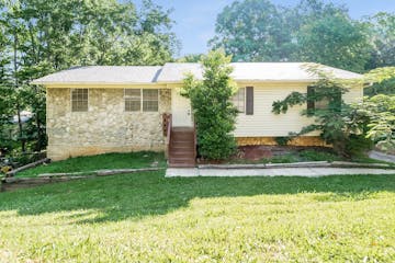 436 15th Ln NW Center Point, AL 35215